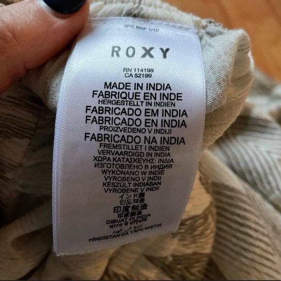 🐞3/33🐞  ROXY || Oceanside Patterned Flare Pants - Picture 4 of 6